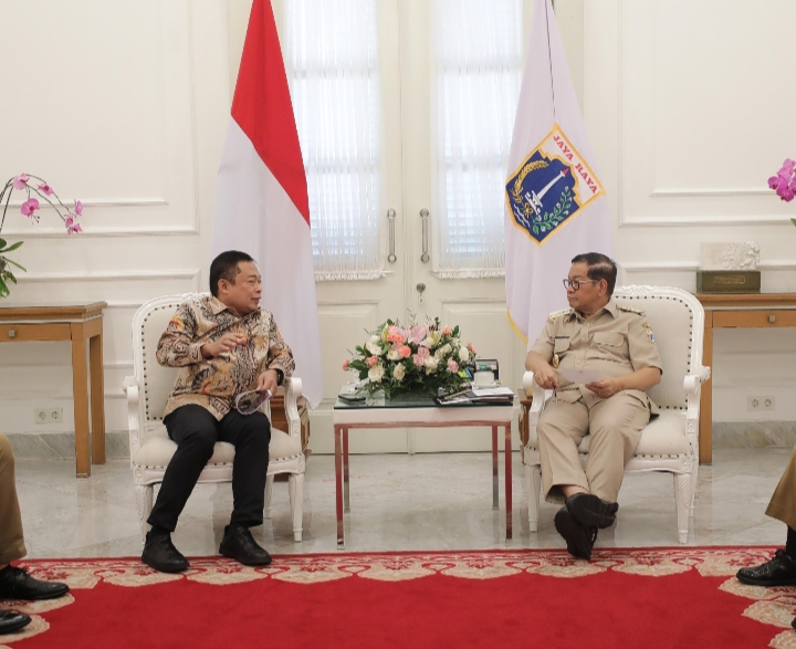 Direktur Utama PT Telkom Indonesia (Persero) Tbk (Telkom) Ririek Adriansyah beserta jajaran telah melakukan audiensi untuk melaporkan secara langsung kesiapan penyelenggaraan acara tahunan TelkomGroup tersebut kepada Gubernur DKI Jakarta Pramono Anung, pada Selasa (29/4).