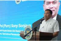 Wakil Kepala Badan Gizi Nasional Bidang Operasional Pemenuhan Gizi, Sony Sonjaya, didampingi Kepala Biro Hukum dan Hubungan Masyarakat BGN, Khairul Hidayati, dalam aplikasi “Reviu MBG” sebagai langkah penguatan sistem pengawasan kualitas Program Makan Bergizi Gratis (MBG) secara langsung dan real-time di lapangan, Selasa (26/5).