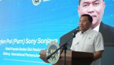 Wakil Kepala Badan Gizi Nasional Bidang Operasional Pemenuhan Gizi, Sony Sonjaya, didampingi Kepala Biro Hukum dan Hubungan Masyarakat BGN, Khairul Hidayati, dalam aplikasi “Reviu MBG” sebagai langkah penguatan sistem pengawasan kualitas Program Makan Bergizi Gratis (MBG) secara langsung dan real-time di lapangan, Selasa (26/5).