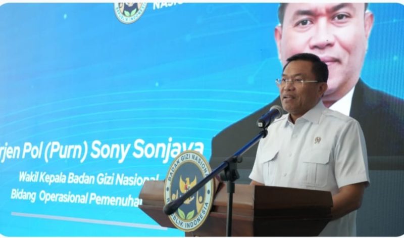Wakil Kepala Badan Gizi Nasional Bidang Operasional Pemenuhan Gizi, Sony Sonjaya, didampingi Kepala Biro Hukum dan Hubungan Masyarakat BGN, Khairul Hidayati, dalam aplikasi “Reviu MBG” sebagai langkah penguatan sistem pengawasan kualitas Program Makan Bergizi Gratis (MBG) secara langsung dan real-time di lapangan, Selasa (26/5).