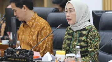 Ketua Komisi VI DPR RI Anggia Erma Rini saat Rapat Dengar Pendapat (RDP) Komisi VI DPR RI bersama Direktur Utama PT Telkom Indonesia (Persero) Tbk beserta jajaran subholding-nya pada Rabu, 24 Juni 2026.