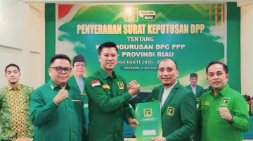 Terima SK DPC PPP, Noli Sugiharto Siap Perkuat Organisasi hingga Tingkat Desa di Kepulauan Meranti